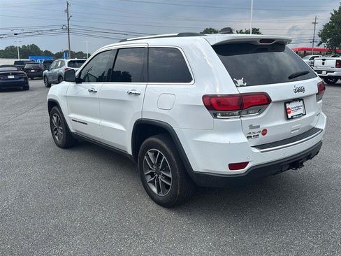 Used 2020 Jeep Grand Cherokee Limited w/ Trailer Tow Group IV AWD/4WD image 3