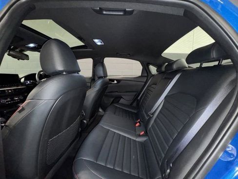 Used 2023 Kia Forte GT w/ GT2 Package image 13