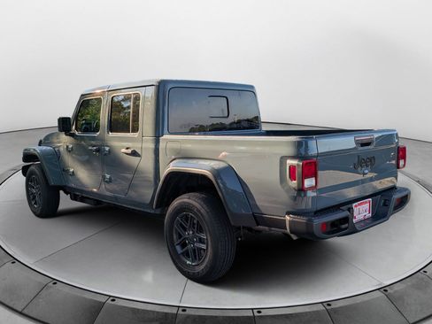 New 2026 Jeep Gladiator Sport AWD/4WD image 5
