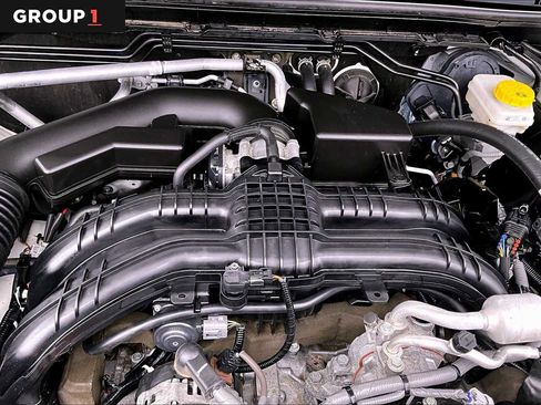 Used 2024 Subaru Crosstrek 2.0i Premium image 33