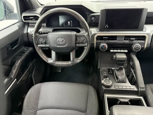 Used 2024 Toyota Tacoma SR5 image 31