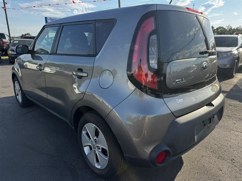 Used 2016 Kia Soul FWD image 6