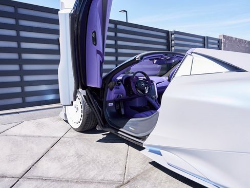 Used 2022 McLaren 765LT Base image 39