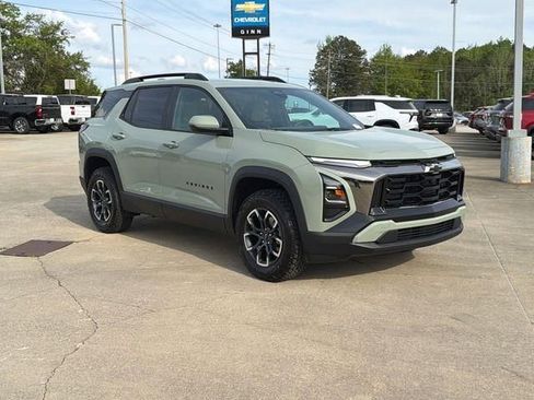 Used 2026 Chevrolet Equinox ACTIV FWD image 3