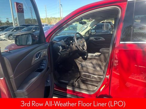 Used 2020 Chevrolet Traverse LT image 15