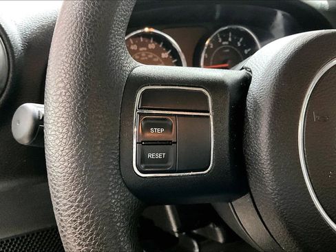 Used 2015 Jeep Wrangler Unlimited Sport AWD/4WD image 17