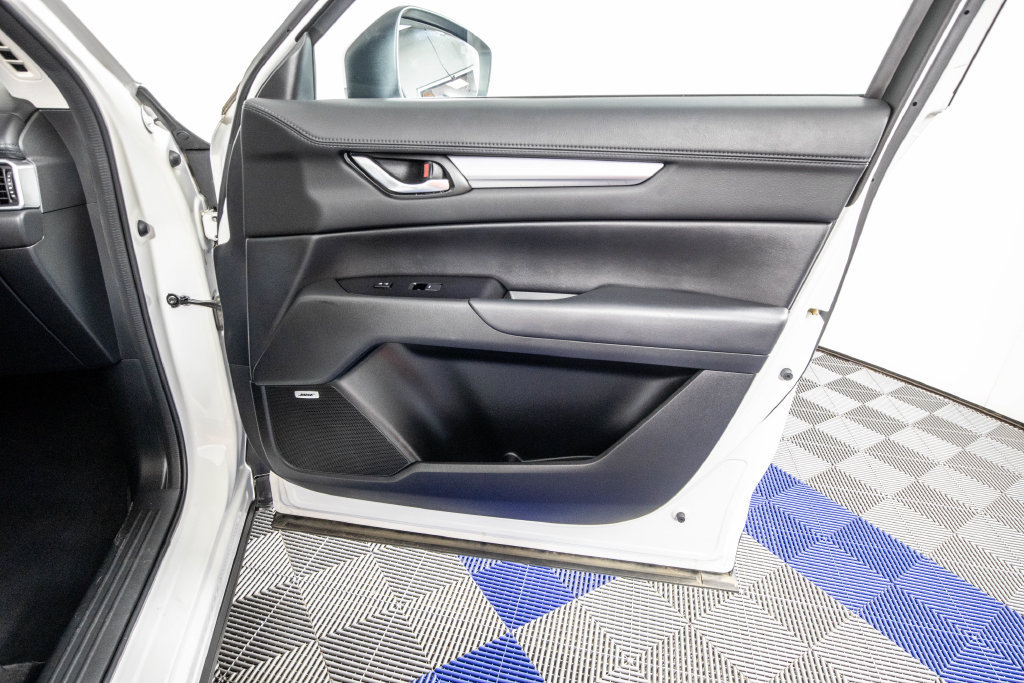 Used 2020 MAZDA CX-5 Touring FWD image 16