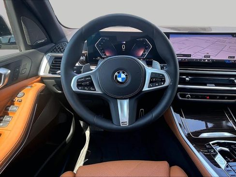 Used 2026 BMW X5 sDrive40i w/ M Sport Package RWD image 5