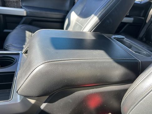 Used 2017 Ford F450 Lariat w/ Lariat Ultimate Package image 50