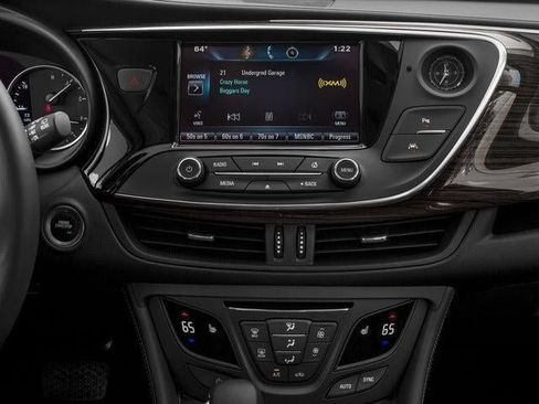 Used 2017 Buick Envision Essence AWD/4WD image 10