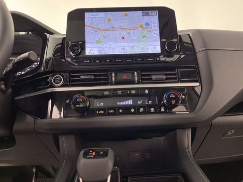 Used 2023 Nissan Pathfinder SL w/ SL Premium Package FWD image 26