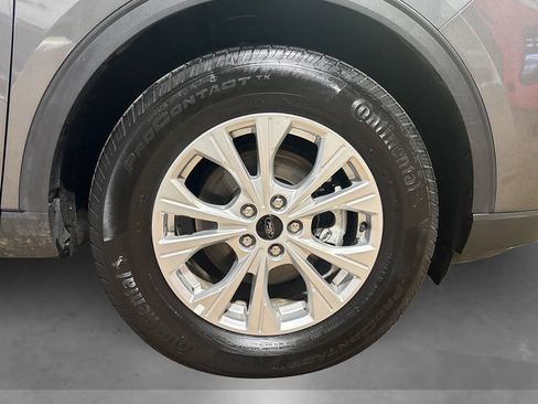 Certified 2025 Ford Escape Active AWD/4WD image 15