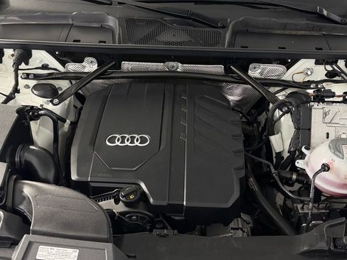 Used 2023 Audi Q5 2.0T Premium w/ Convenience Package AWD/4WD image 39