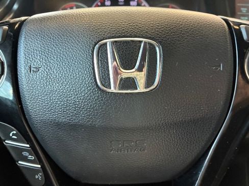 Used 2017 Honda Accord Sport Special Edition image 17