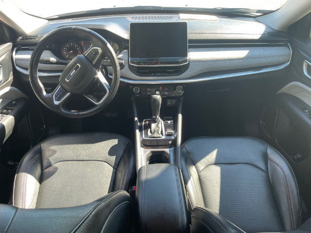 Used 2022 Jeep Compass Latitude w/ Sun and Sound Group AWD/4WD image 22