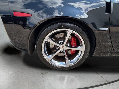 Used 2010 Chevrolet Corvette Grand Sport w/ Preferred Equipment Group RWD image 30