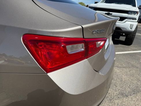Used 2024 Chevrolet Malibu LS image 8