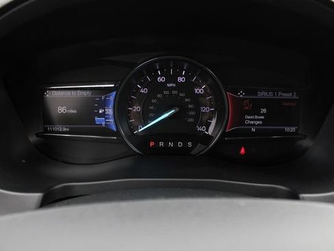 Used 2017 Ford Explorer XLT w/ Equipment Group 202A AWD/4WD image 10