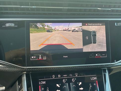 Used 2021 Audi SQ8 Prestige AWD/4WD image 9