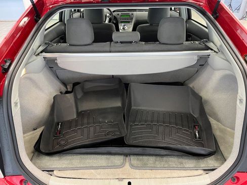 Used 2011 Toyota Prius Five image 30