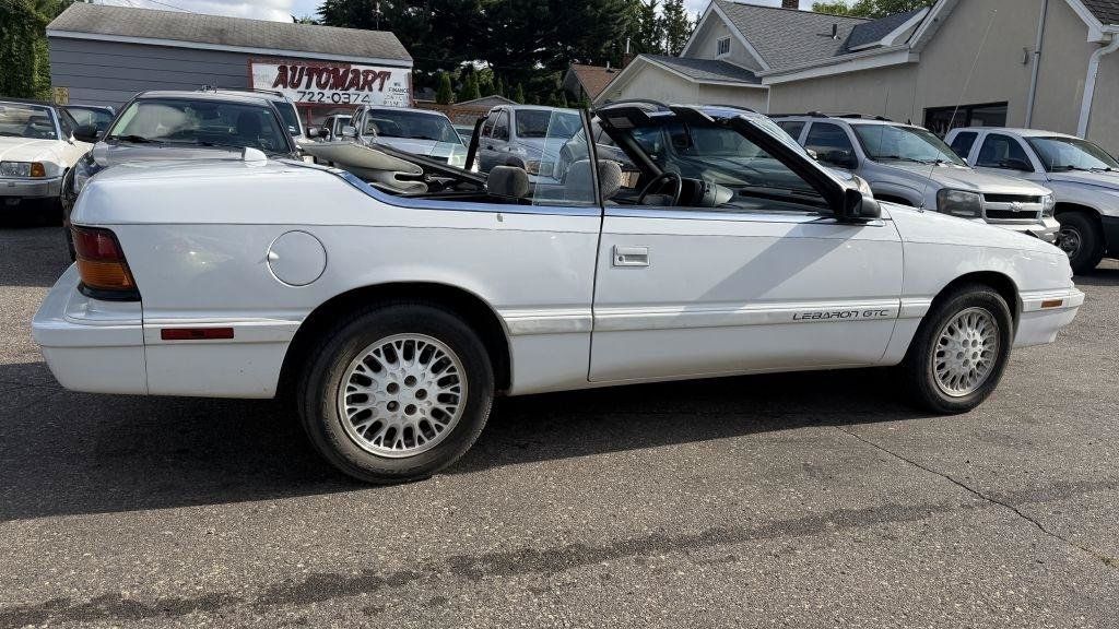 Used 1995 Chrysler LeBaron GTC FWD image 2