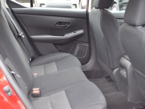 Used 2024 Nissan Sentra SV image 14