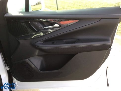 Used 2024 Chevrolet Blazer EV LT image 22