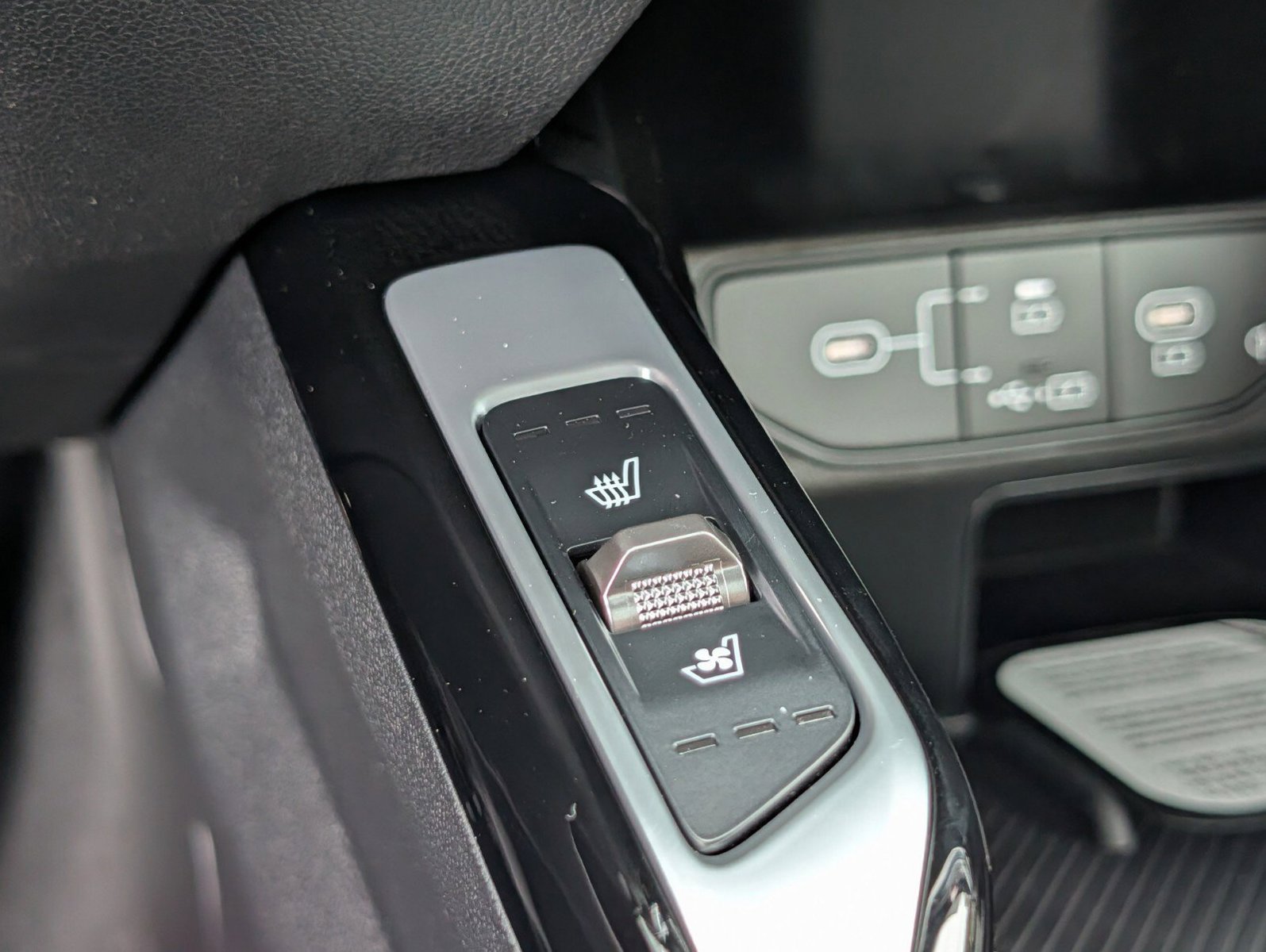 New 2026 Kia Sorento SX Prestige AWD/4WD image 12