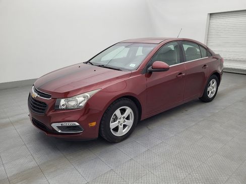 Used 2016 Chevrolet Cruze LT w/ Technology Package image 2