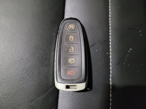 Used 2016 Ford Escape Titanium w/ Equipment Group 301A image 32