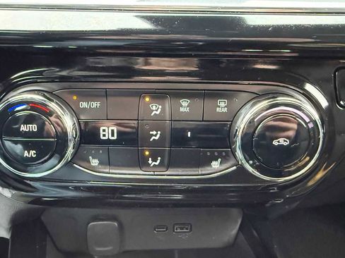 Used 2024 Chevrolet Trax RS w/ Driver Confidence Package image 23