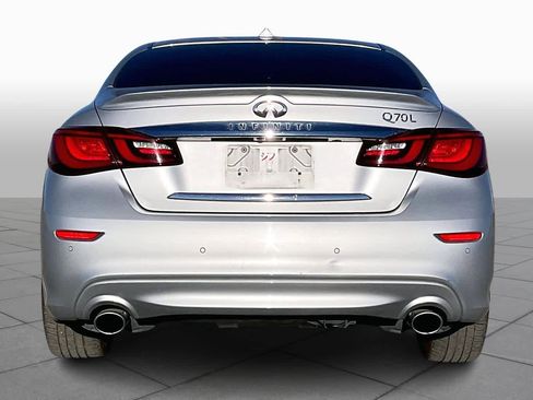Used 2019 INFINITI Q70 L 3.7 w/ Sensory Package image 4