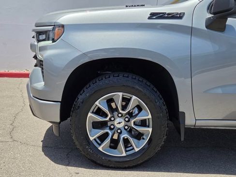 Certified 2025 Chevrolet Silverado 1500 RST w/ Dark Appearance Package AWD/4WD image 9