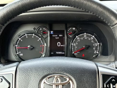 Used 2022 Toyota 4Runner Trail Special Edition AWD/4WD image 13
