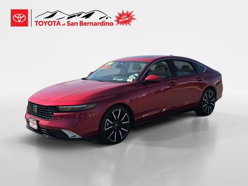 Used 2024 Honda Accord Touring image 1