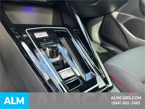 Used 2025 Volkswagen GTI Autobahn image 38