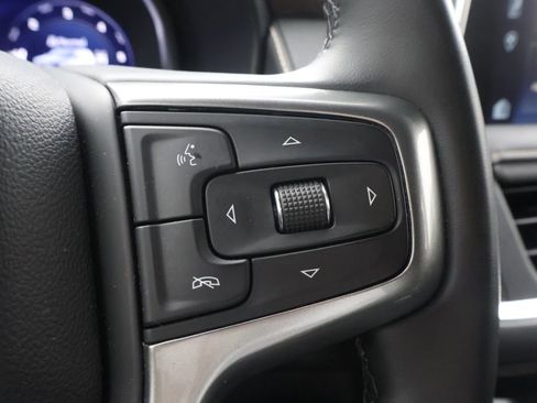 Used 2024 Chevrolet Suburban Premier AWD/4WD image 25