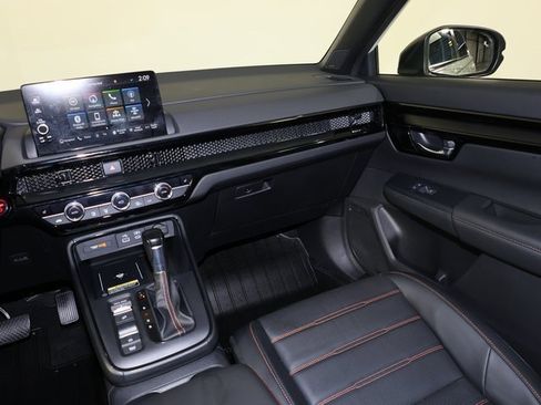 Certified 2025 Honda CR-V Sport Touring image 11