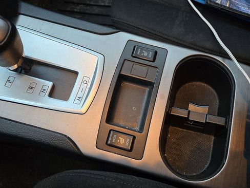 Used 2014 Subaru Outback 2.5i Premium w/ Moonroof Package image 11