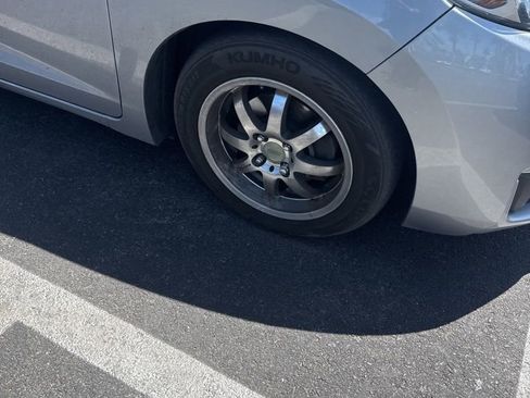 Used 2017 Honda Fit LX image 14