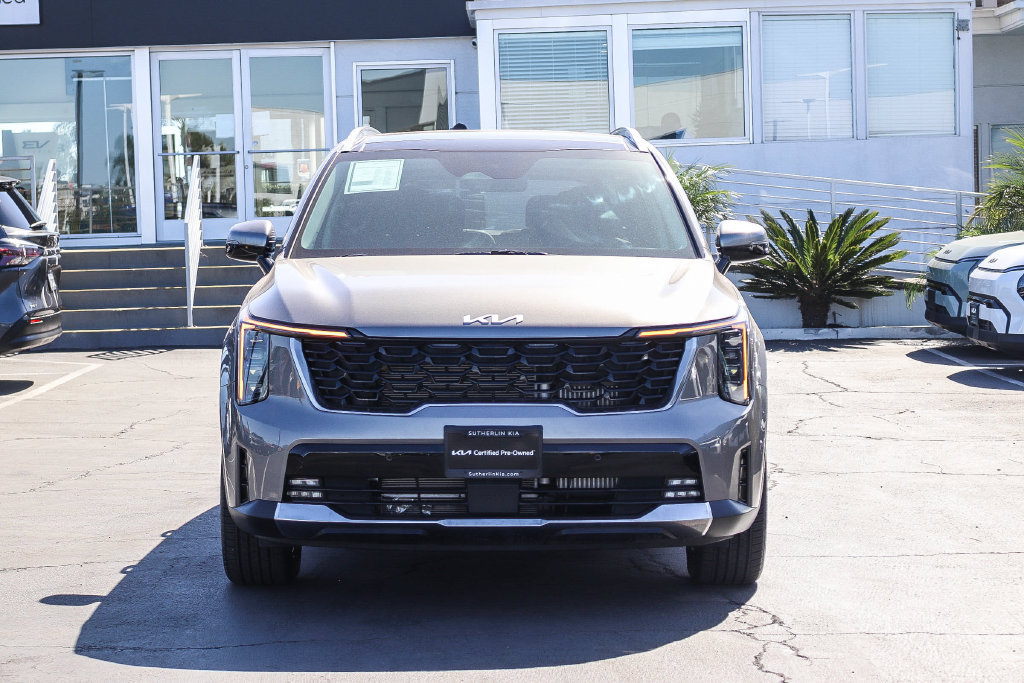 Certified 2026 Kia Sorento EX w/ EX Premium Package AWD/4WD image 2