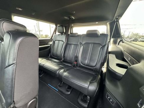 Used 2024 Jeep Wagoneer L Series II w/ Flexible Seating Group image 20