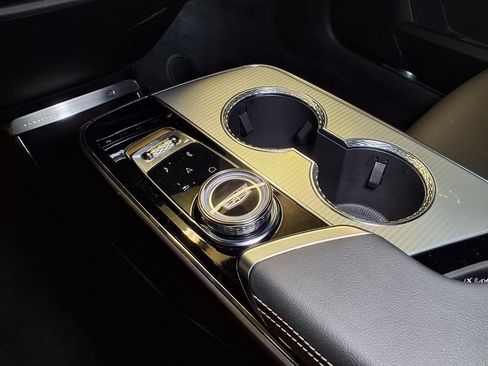 Certified 2024 Cadillac Lyriq Tech RWD image 5