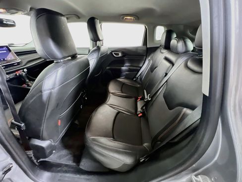 Used 2022 Jeep Compass Trailhawk AWD/4WD image 22