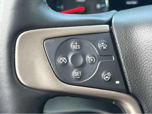 Used 2020 GMC Yukon XL Denali RWD image 22