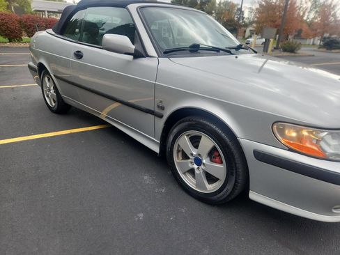 Used 2003 Saab 9-3 SE image 5