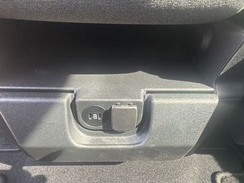 Used 2024 Ford F150 XLT image 16