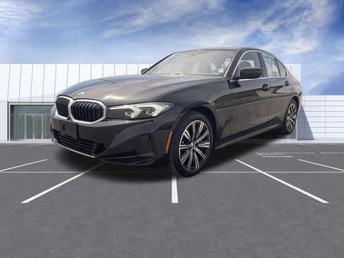 Used 2025 BMW 330i xDrive Sedan AWD/4WD image 4