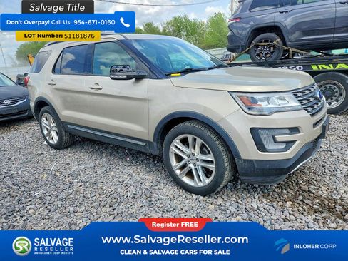 Used 2017 Ford Explorer XLT w/ Equipment Group 202A AWD/4WD image 5