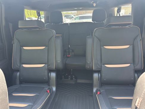 Used 2022 GMC Yukon XL AT4 w/ Max Trailering Package AWD/4WD image 18